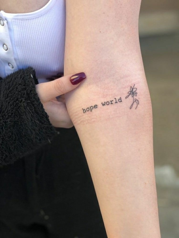 Tattoo Hoffnung Sprüche kleine Tattoos für Frauen Unterarm