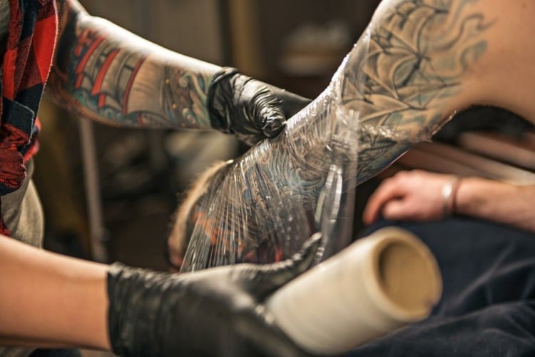 Alter Schwan Tattoo Studio Berlin beste Tattookühstler Deutschland Tattootrends 2020