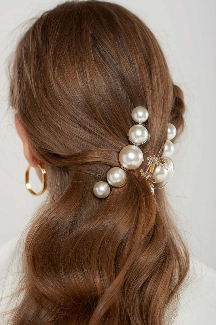 Haaraccessoires Trend Haarspange mit Perlen lange Haare stylen
