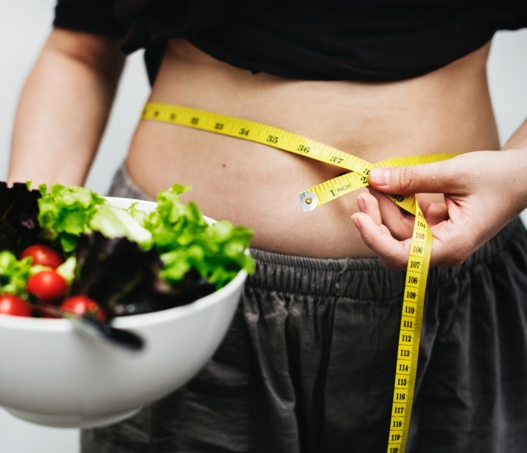 Kohlenhydratreiche Lebensmittel essen und schlank werden - Studie über die Nachteile der Low Carb Diät