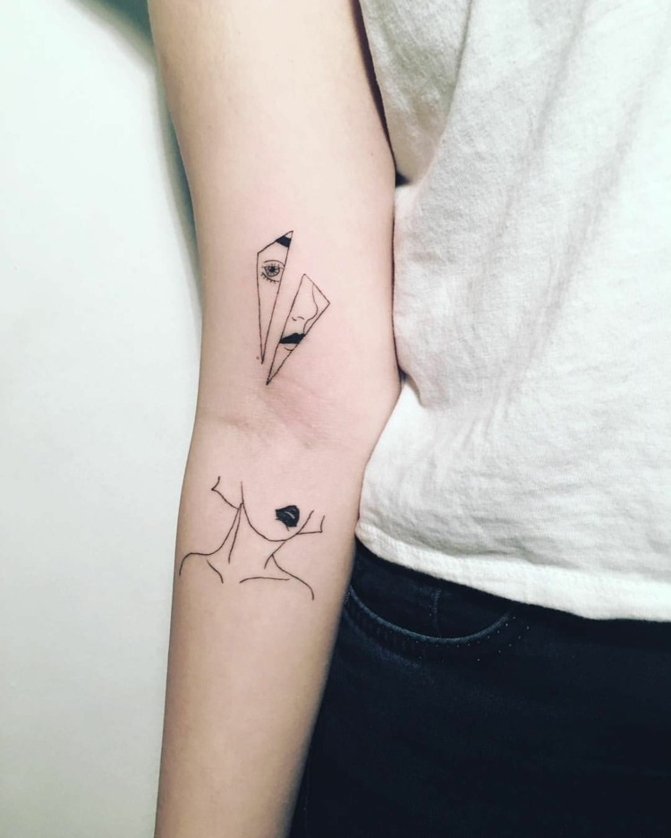 Linework Tattoo Trends abstrakte Tattoos für Frauen klein