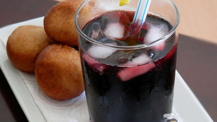 Westafrikanische Rezepte für fruchtige Cocktails Zobo Getränk
