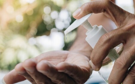 Händedesinfektionsmittel Gel selber machen einfaches Rezept