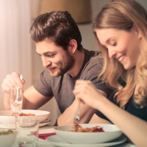 Nach 18 Uhr nichts mehr essen - Kann man damit abnehmen