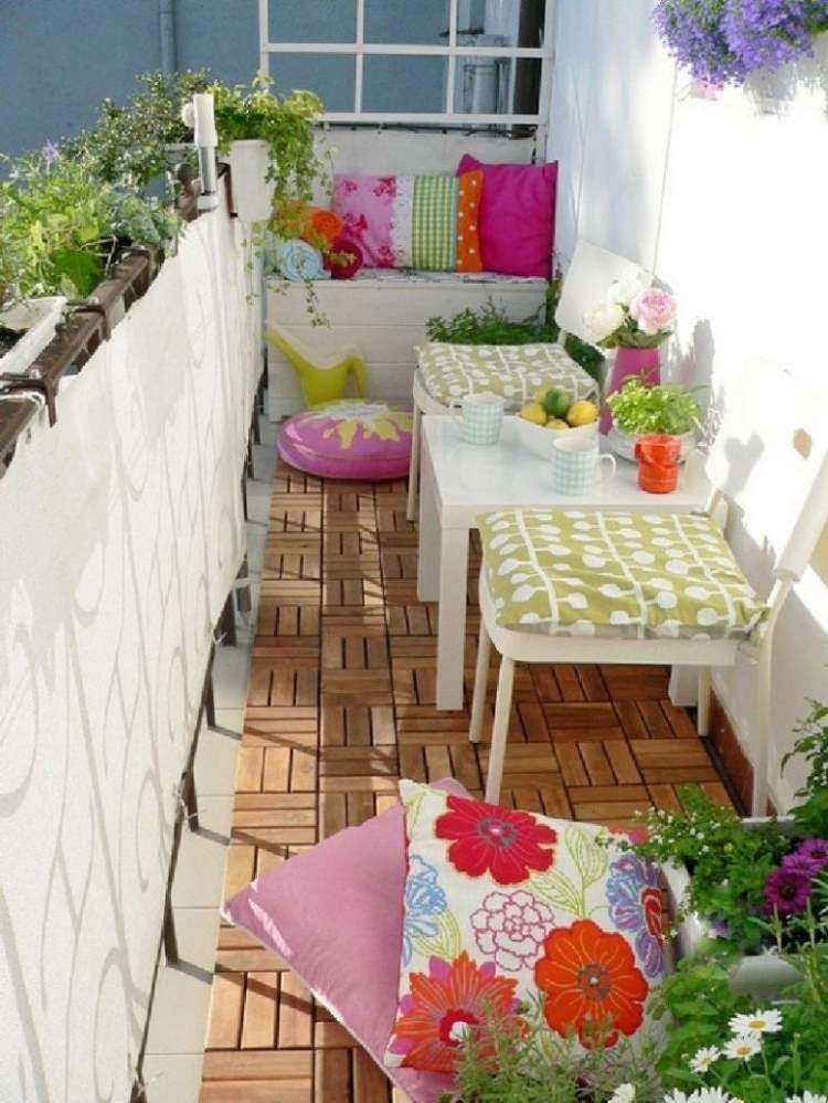Schmalen Balkon gestalten Einrichtung Trends moderne Möbel Terrasse