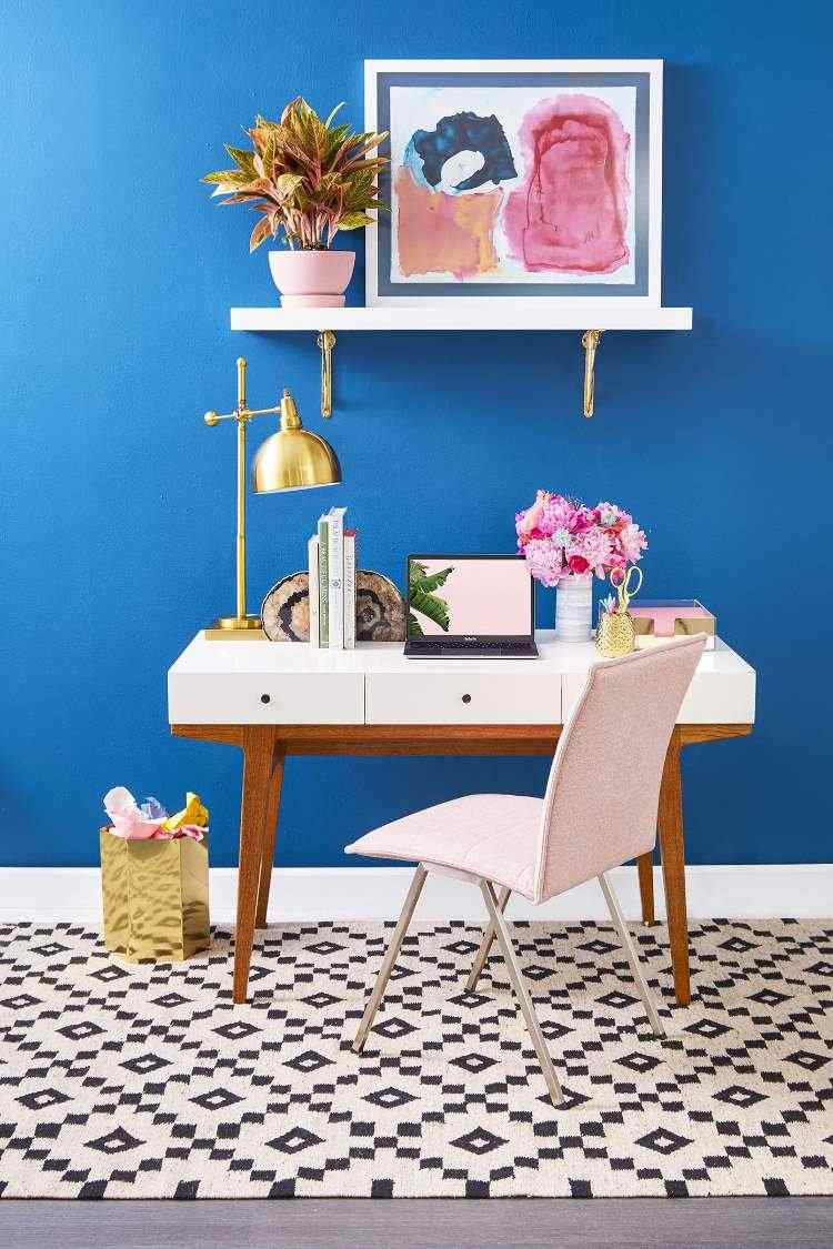 blaue Wandfarbe Wohnzimmer Home Office dekorieren Ideen