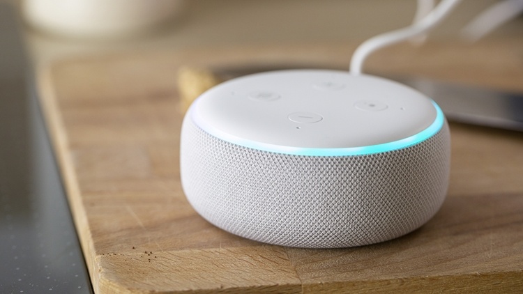 Amazon Echo Dot für Senioren hilfreich