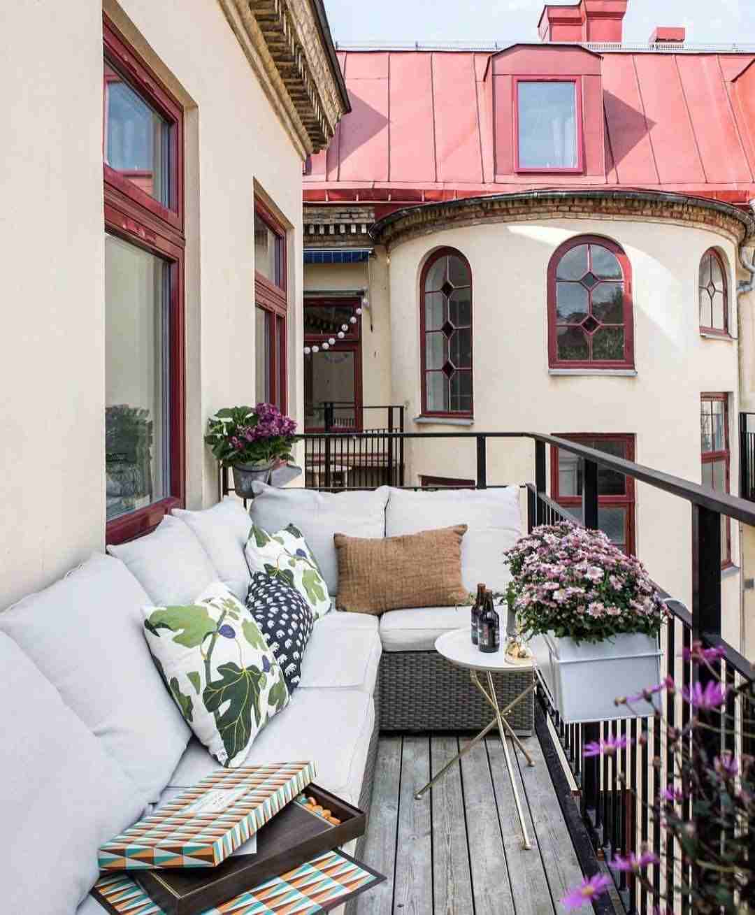 Balkon Lounge Möbel selber bauen Sofa aus Paletten Anleitung