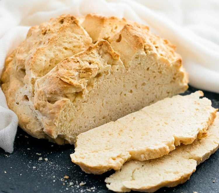 Brot ohne Hefe selber machen - Einfaches Rezept für Weißbrot