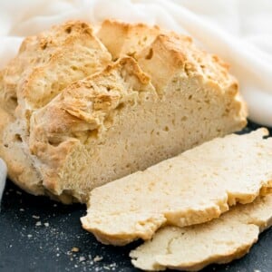 Brot ohne Hefe selber machen - Einfaches Rezept für Weißbrot