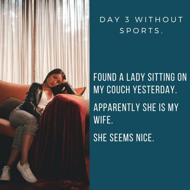 Gestern habe ich eine Frau auf meinem Sofa entdeckt, die meine Frau sein soll - Sie scheint nett zu sein