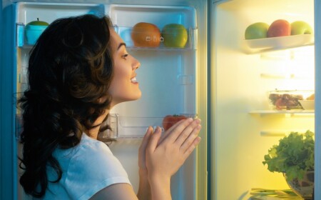 Gesunde Snacks Abends Nüsse zum Abnehmen geeignet