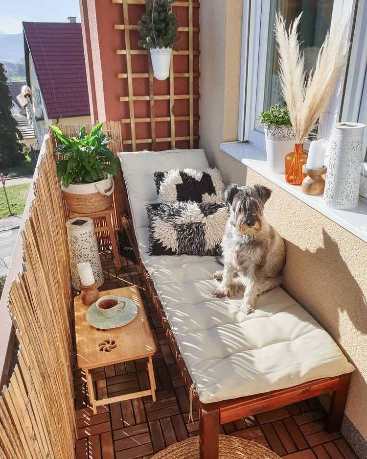 Platzsparende Balkonliege Balkon Lounge Möbel selber bauen