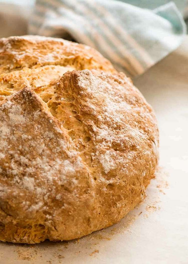 Recipe for bread with curd cheese - Even beginners can bake bread themselves
