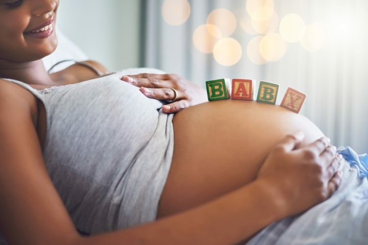Vitamin B12 während der Schwangerschaft braucht das Baby zur Entwicklung des Nervensystems