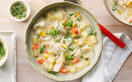 Fischsuppe einfach mit Kartoffeln nach amerikanischer Art kochen