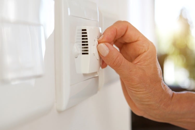 thermostat regler einstellen für komfortable temperatur in der wohnung kühlen
