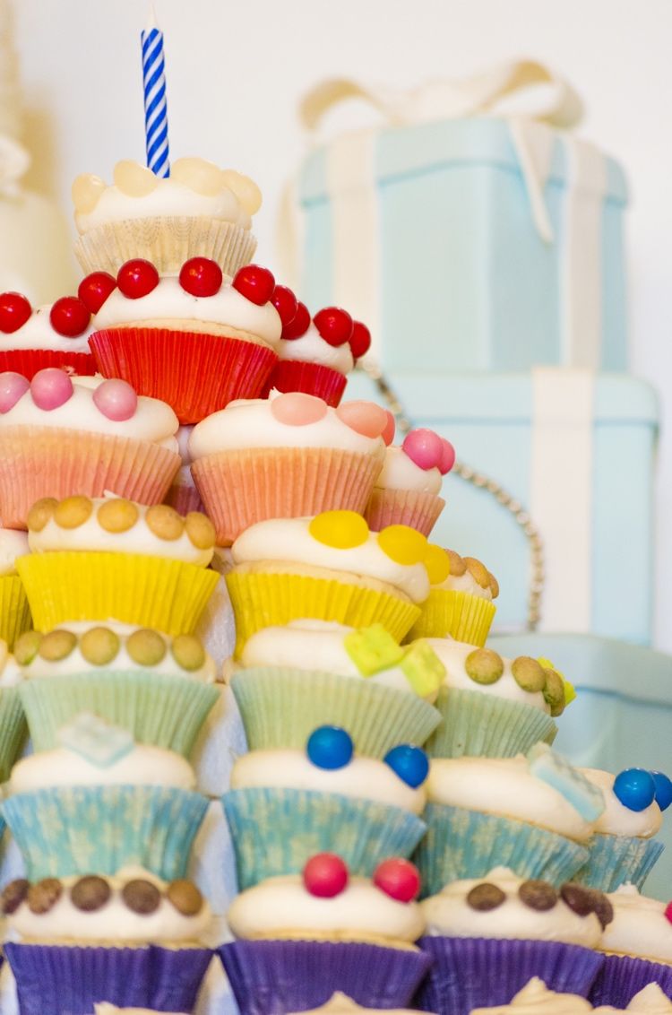 Ausgefallene Kuchen für Kindergeburtstage Muffins mit Zuckerguss