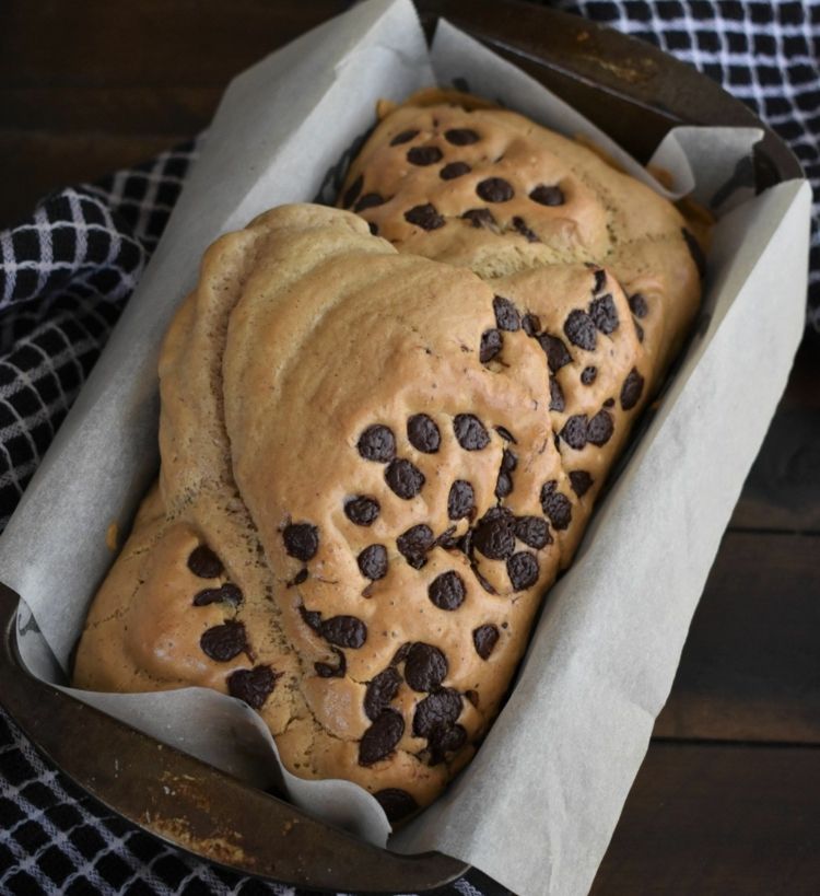Cookie Dough Bread Rezept Keksteig Brot backen gesundes Schokokuchen