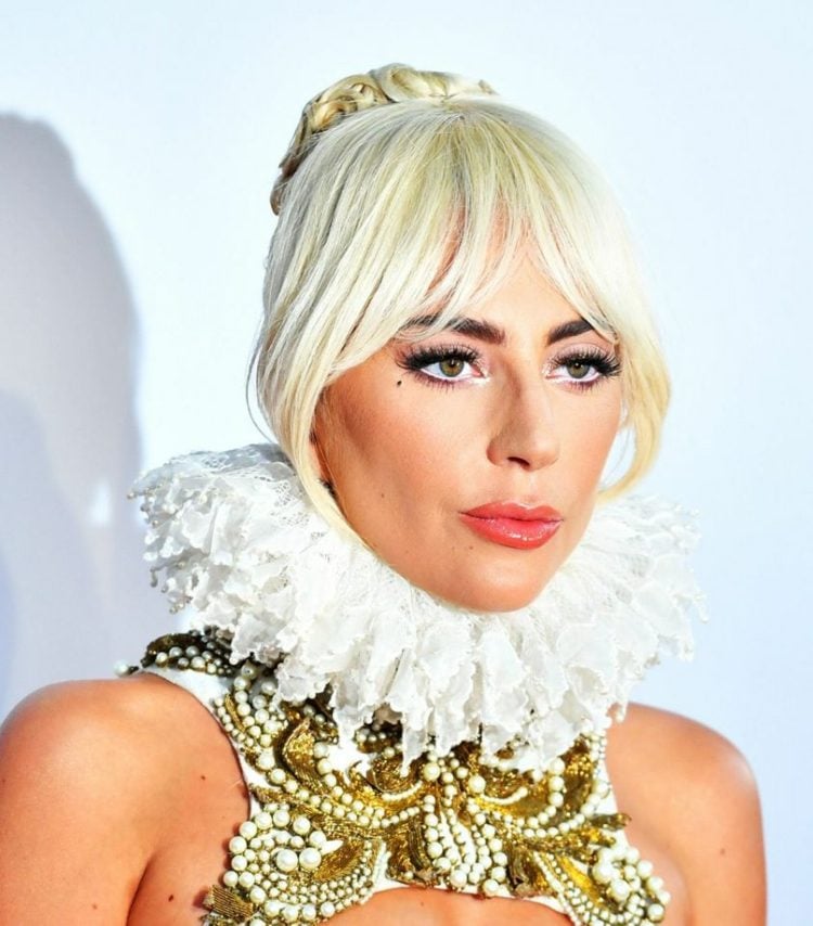 Lady Gaga Frisuren Weißer Eyeliner Schminktipps
