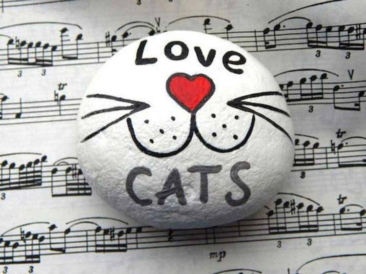 Niedlicher Stein mit Katze für alle, die Katzen lieben