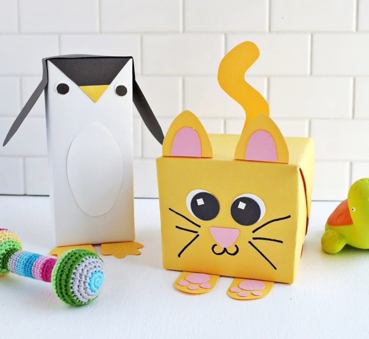 Quadratische Geschenke für Kinder lustig verpacken - Katze mit Schwanz