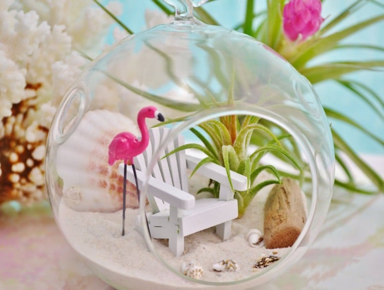 Sommerliche Deko im Glas mit Flamingos selber machen