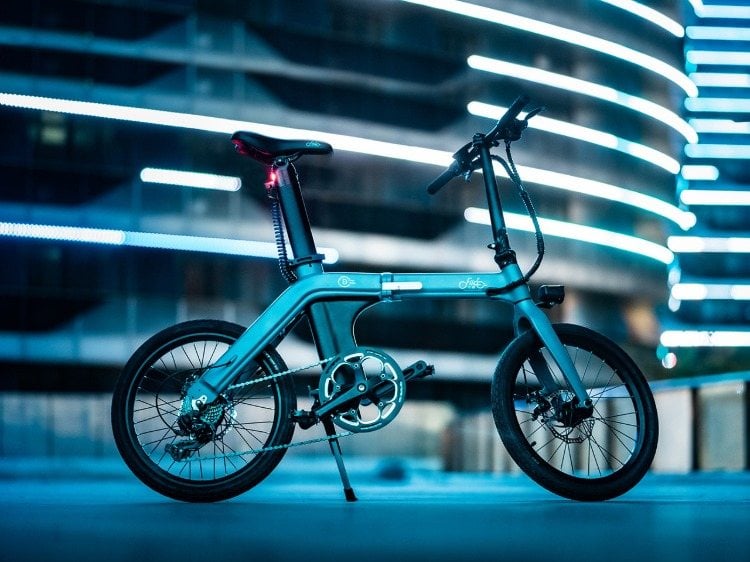 electric folding bike with back pedal brake and center motor as well as innovative design with led rear light