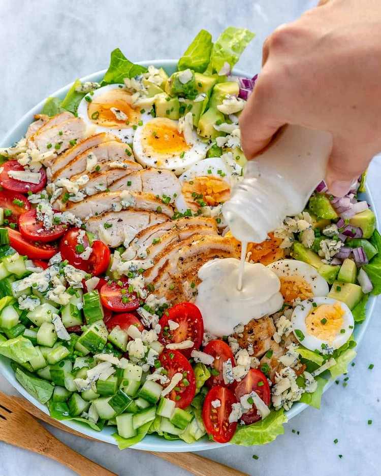 Kalorienarme Salate mit Hähnchen Abnehmrezepte zum Abendessen