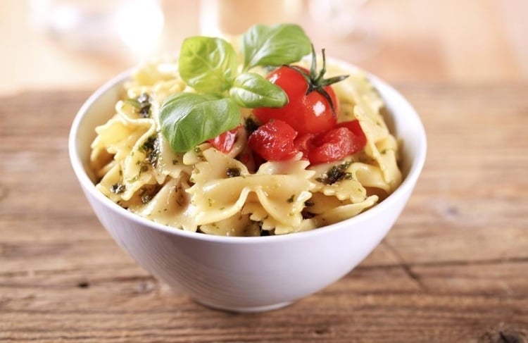 Kalte Gerichte zum Mitnehmen fürs Büro italienische Pasta