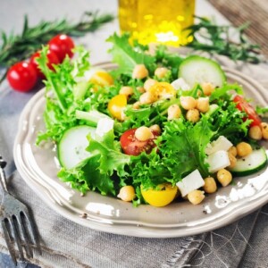 Leckere Salate kalorienarm gesunde Salatdressings selber machen