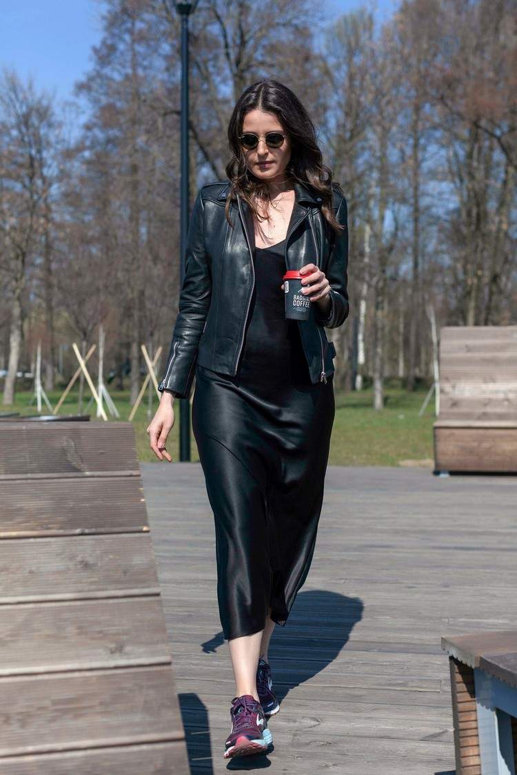 Lederjacke Outfits Kleidertrends Sommer 2020 Slip Dress Trend