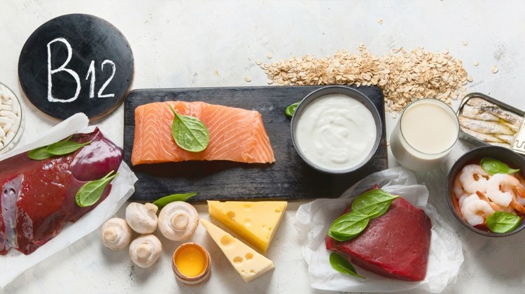 B12-Vitamin über Fleisch, Fisch und Milchprodukte aufnehmen