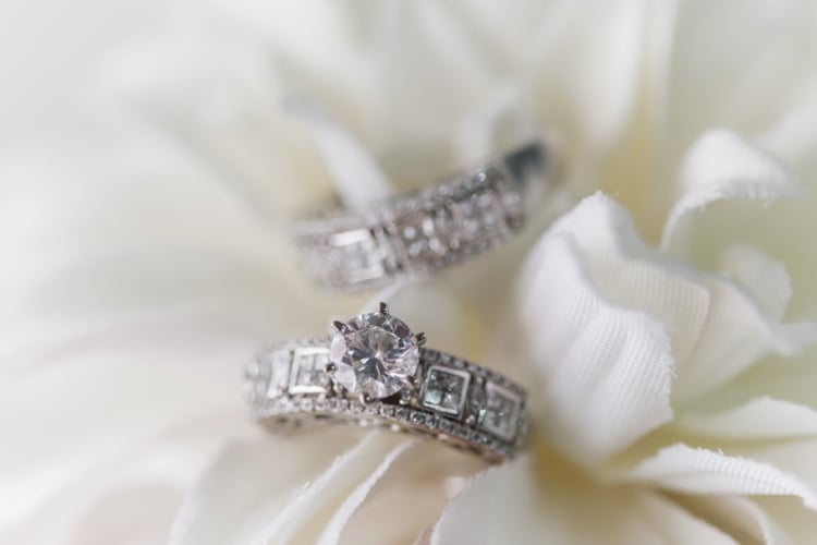 Diamanten für Verlobungsring kaufen Tipps für Käufer
