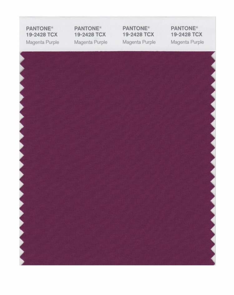 Magenta Purple ist ein romantischer Farbton, der Pepp ins Outfit bringt