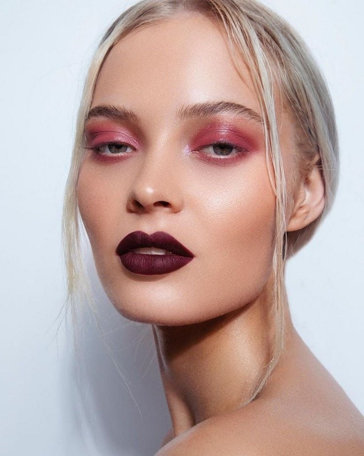 Make-up Trends 2020 Herbst Lippen Makeup Burgundrot Lippenstift