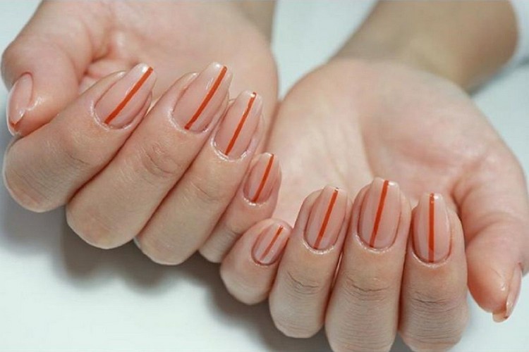 Nägel in Mandelform kurz Nude Nagellack Nageltrends Herbst 2020