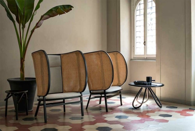 Originelle Designer-Stühle mit geflochtenen Akzenten als Hingucker in der Wohnung
