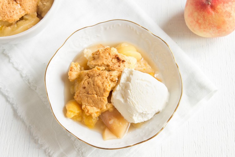 Peach Cobbler Recipe Quick Summer Desserts Recipe Ideas Peach Casserole with Ice Cream
