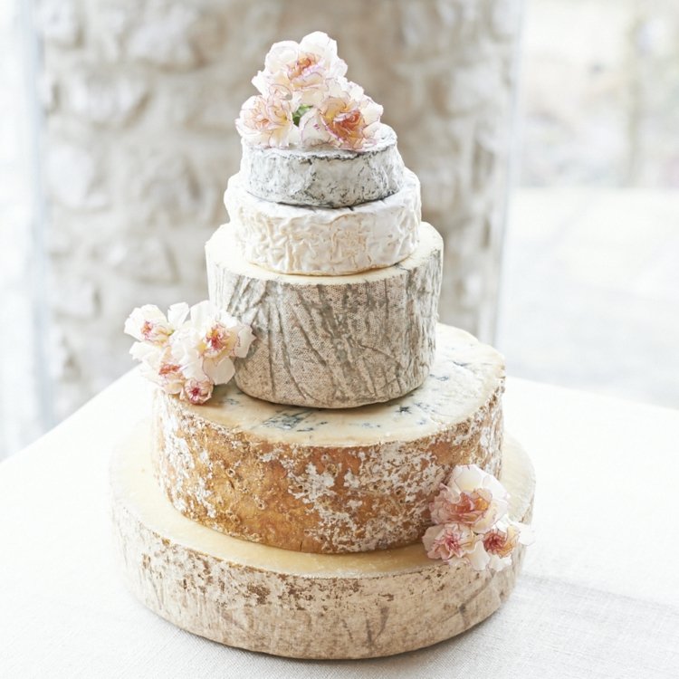 Rustic wedding cheese cake with pink flowers