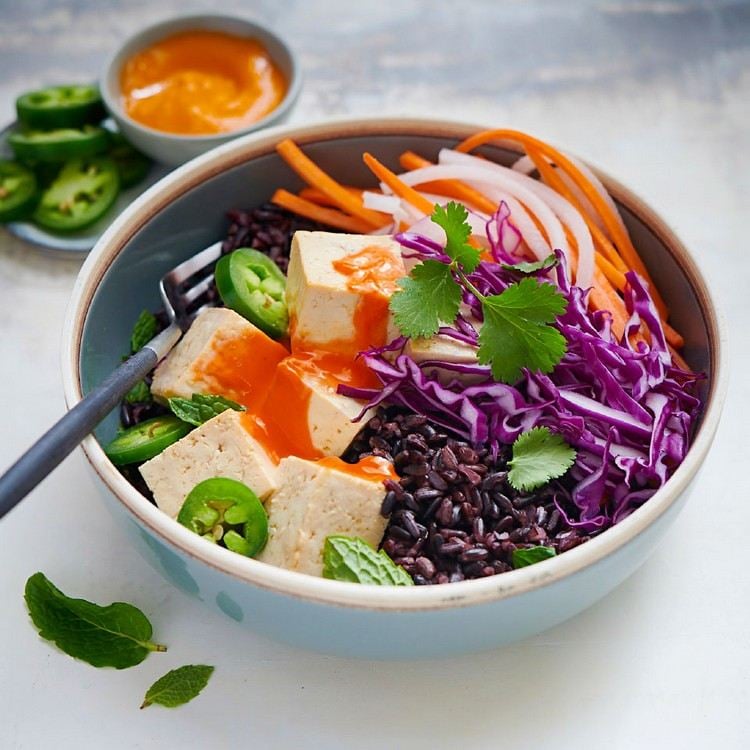Schwarzer Reis Salat mit Bohnen Abendessen Rezepte kalorienarm