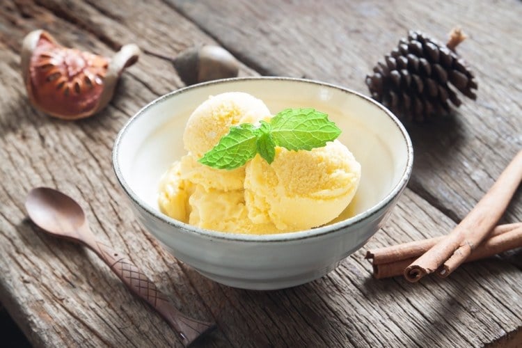 Sweet potato ice cream recipe with fruits for the summer