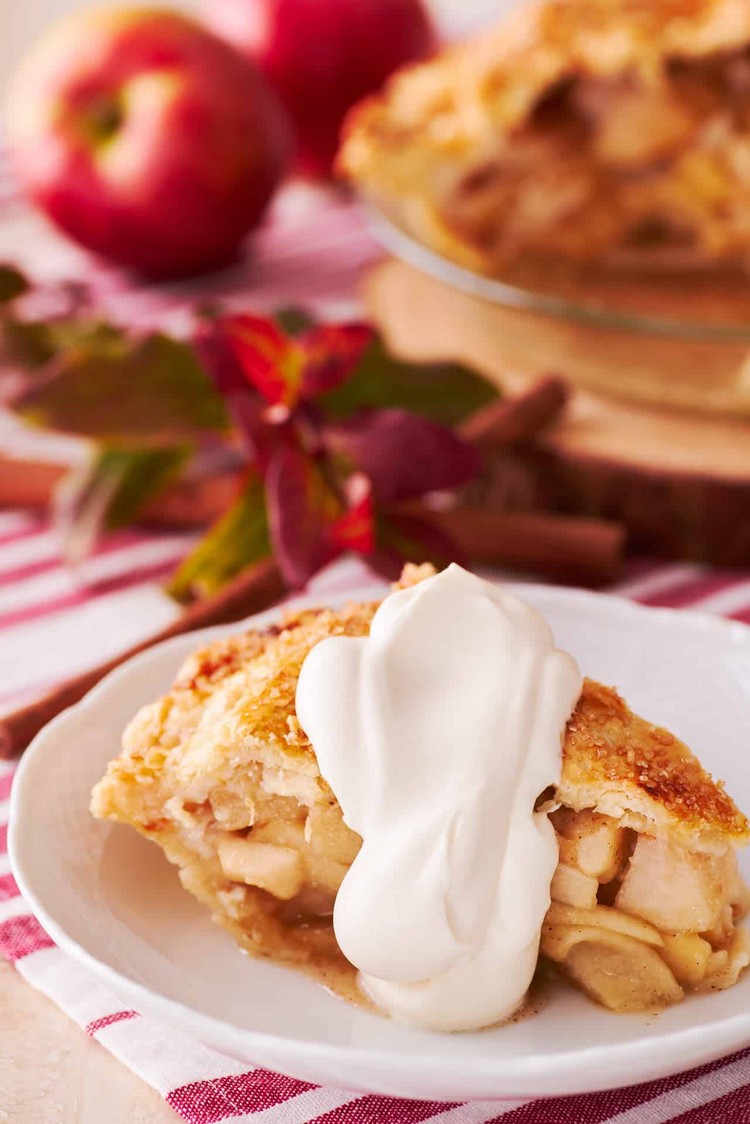 Apfelkuchen gedeckt Rezept Blechkuchen Backrezepte mit Äpfeln