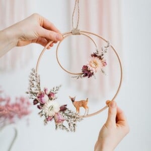 Boho Kranz mit Holzringen und Trockenblumen