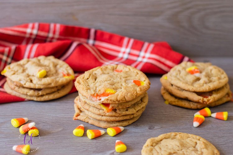 Candy Corn Cookies Rezept Erdnussbutter Kekse mit Schokostückchen