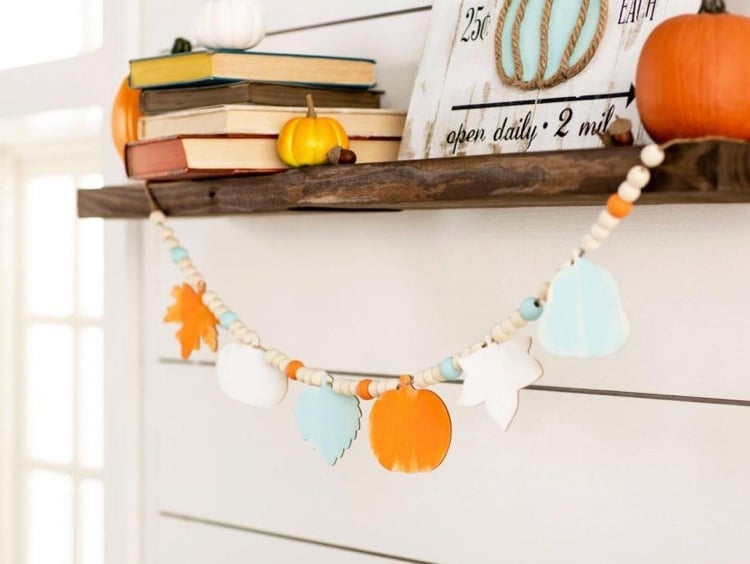 Make autumn garland out of wood yourself Instructions and DIY ideas