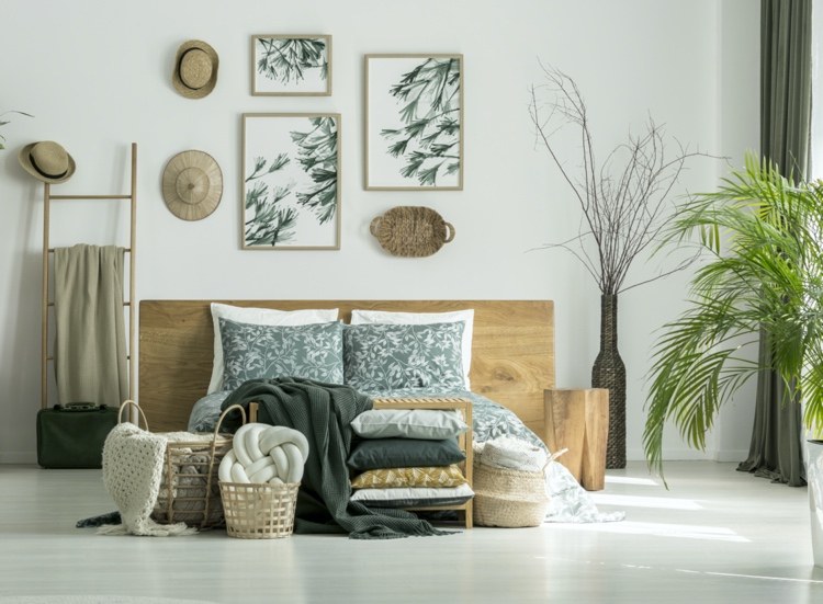 Schlafzimmer natürlich einrichten mit Massivholz, natürlichen Materialien und Pflanzen