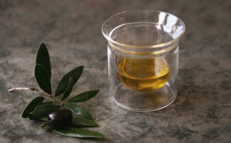 extrahierter aus dem baum olivenblattextrakt flüssig in form von öl