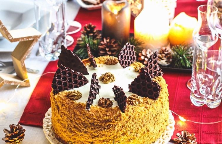 medovik torte - russian honey cake for christmas with chocolate decoration