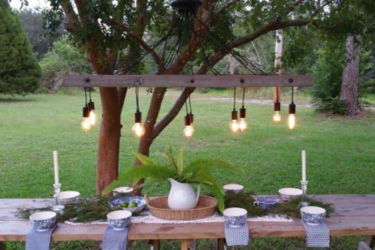 Gartenbeleuchtung hängend selber machen Anleitung für rustikalen Kronleuchter